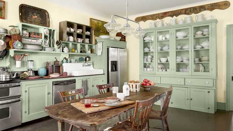 How To Design Your Own Farmhouse Kitchen