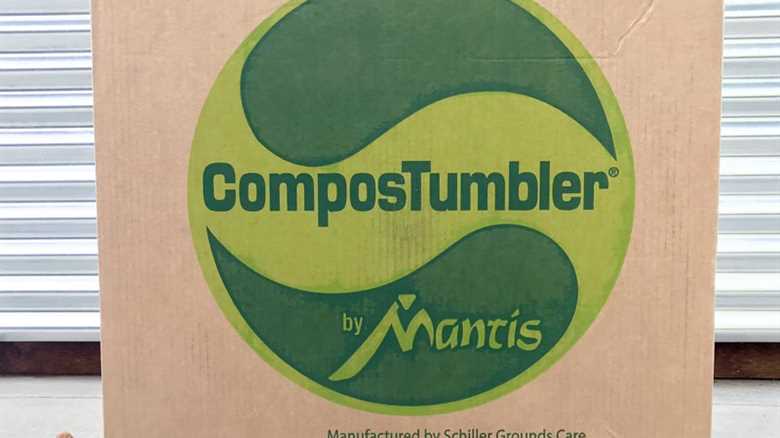 Mantis Back Porch Compost Tumbler for the Cooking Outdoors Kitchen