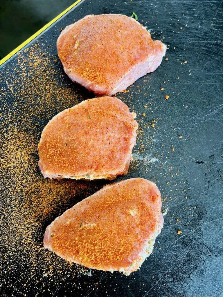 Seasoned pork chops