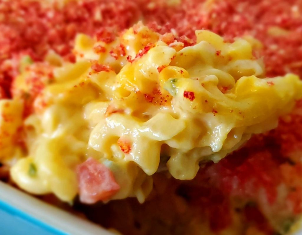 hot cheeto mac and cheese close up