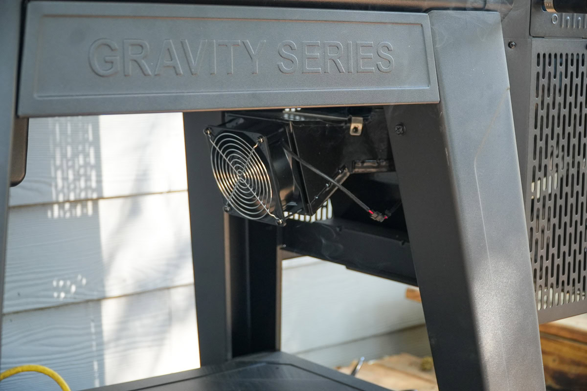 Close up view of the fan on the Masterbuilt Gravity XT grill