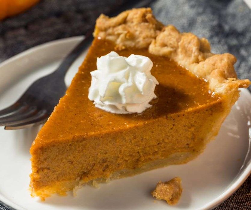 smoked-pumpkin-pie-slice