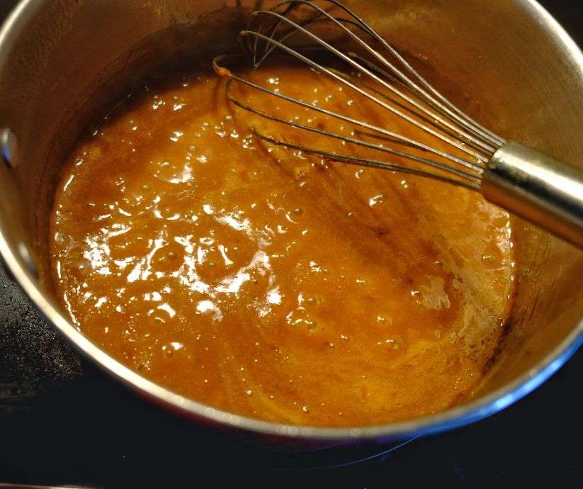 making-beef-gravy