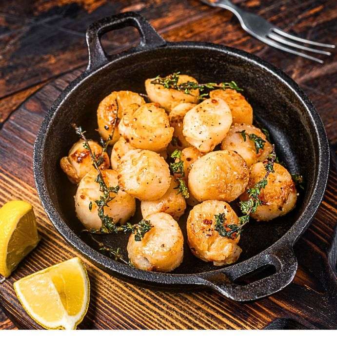 Scallops-in-cast-iron-skillet