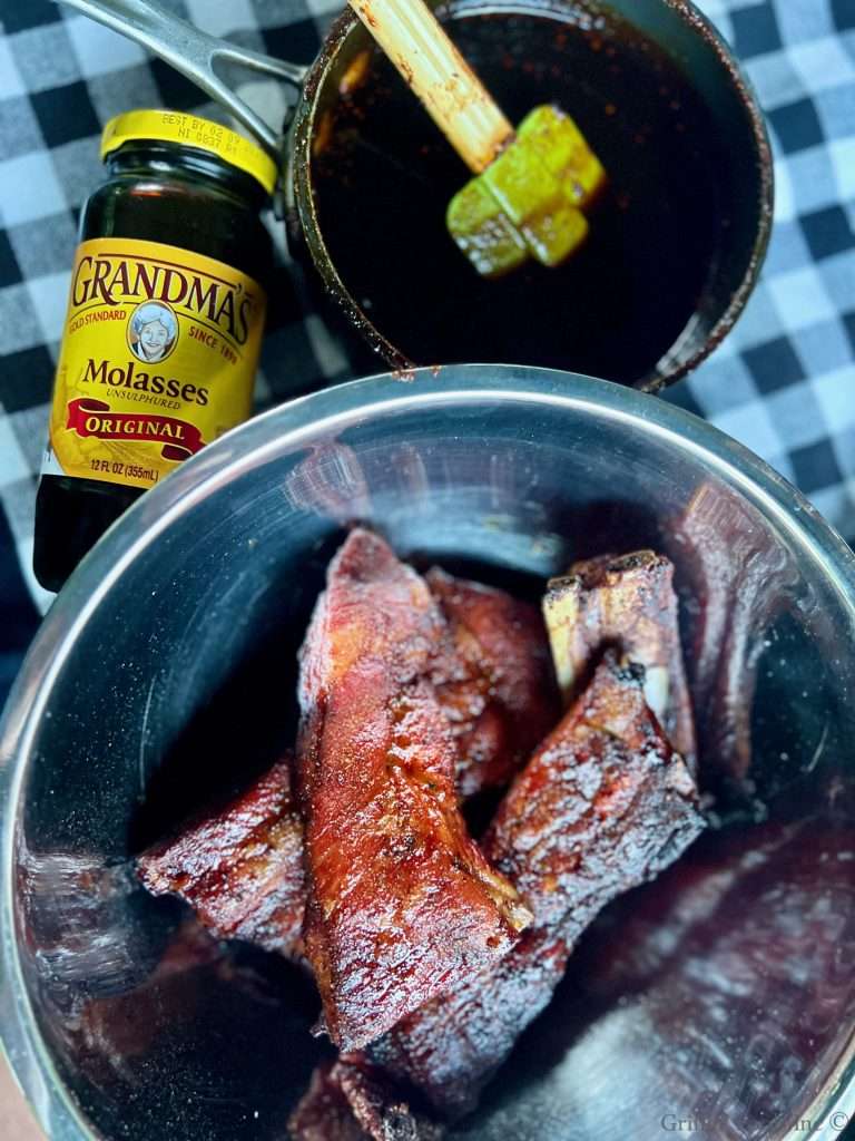 Ribs ready to sauce