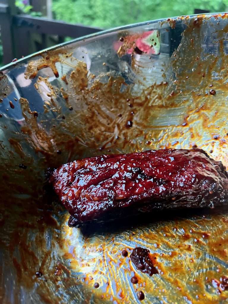 Tossed and sauced party rib