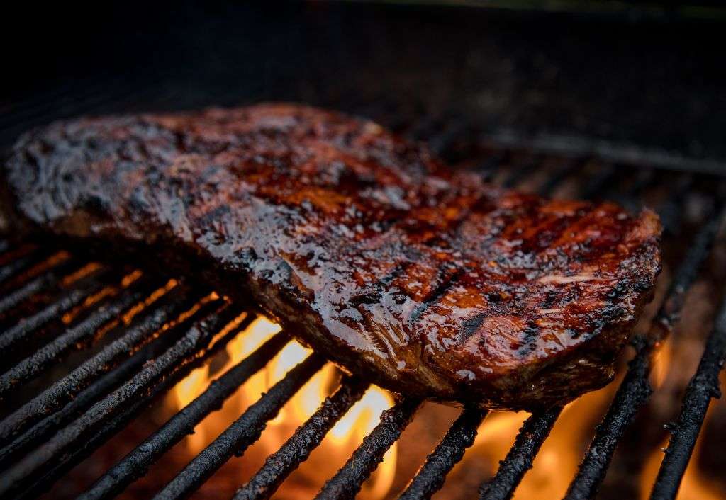 grilling-a-marinated-flank-steak
