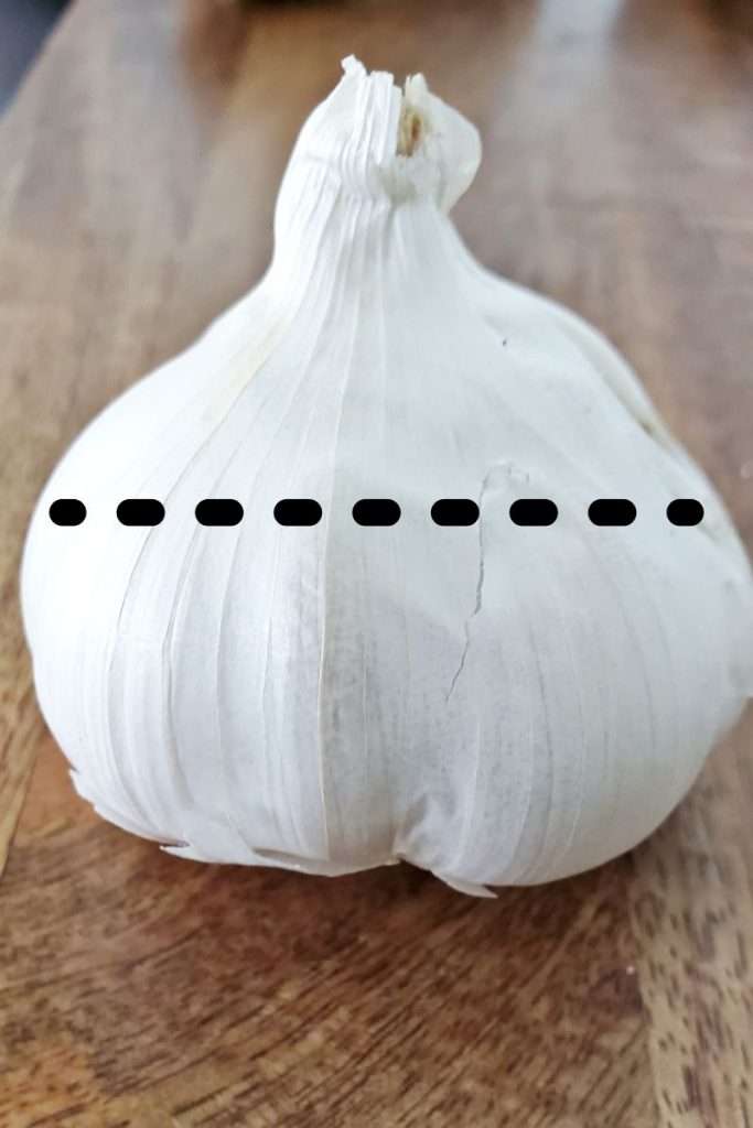 How to cut garlic