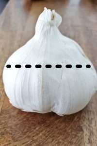 How to cut garlic