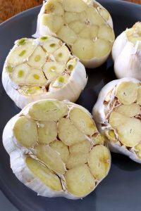 Cut garlic