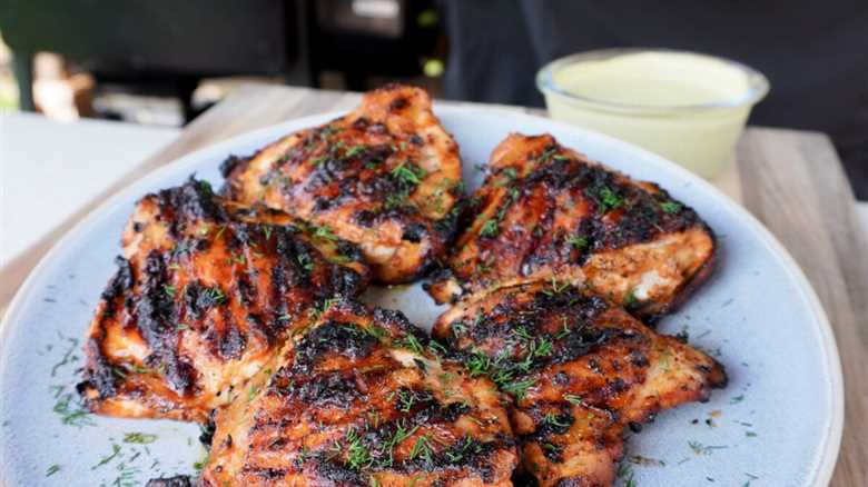 Grilled Lemon Dill Chicken Thighs