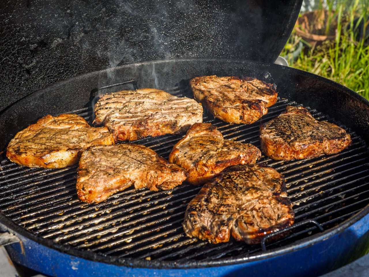grilling pork chops