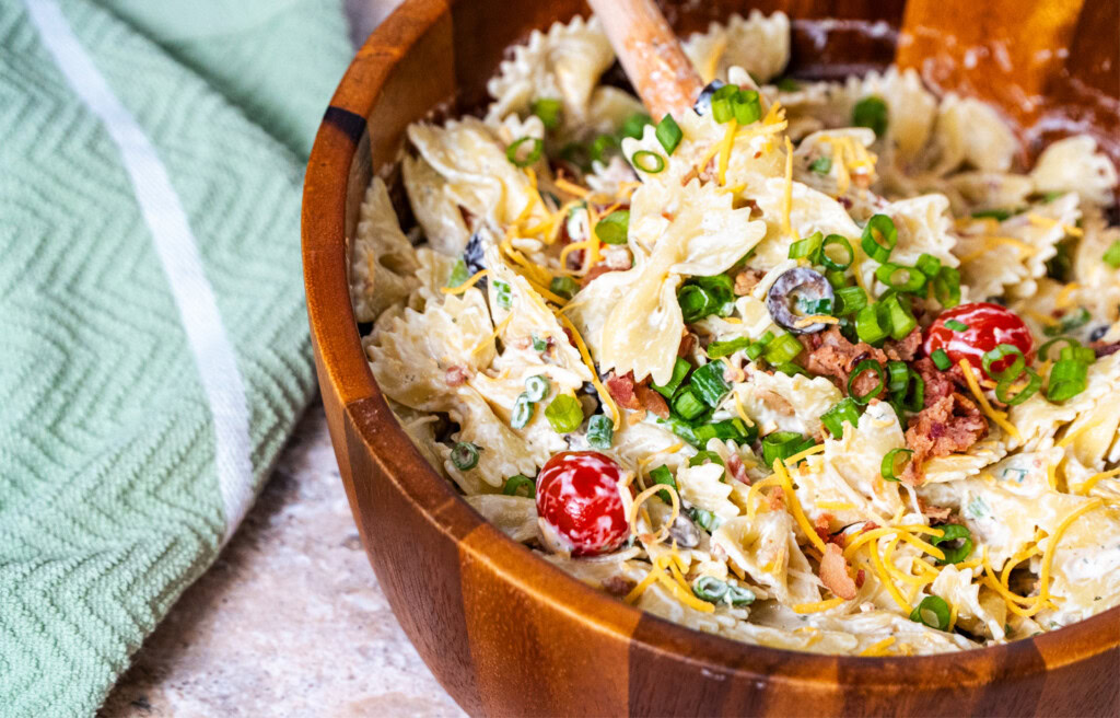 creamy bacon ranch pasta salad