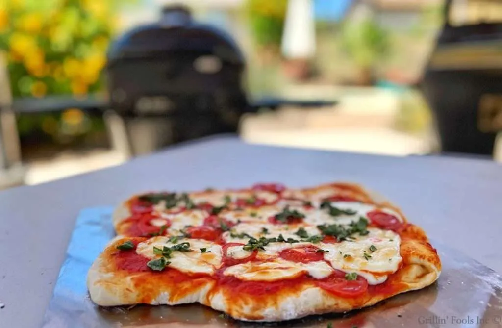 Grilled Pizza Margherita