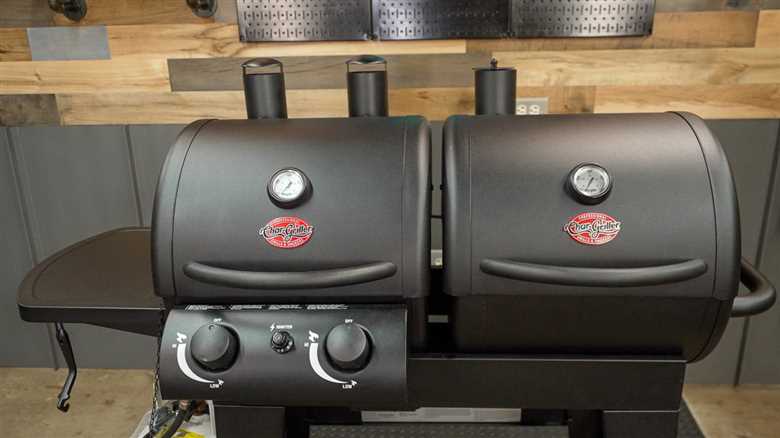 Char-Griller 50:30 Gas and Charcoal Grill Review