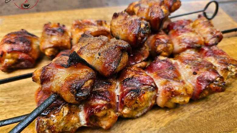 Bacon-Wrapped Chicken Skewers (Easy)