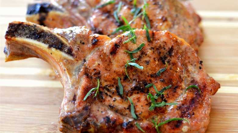 Garlic-Maple Pork Chops