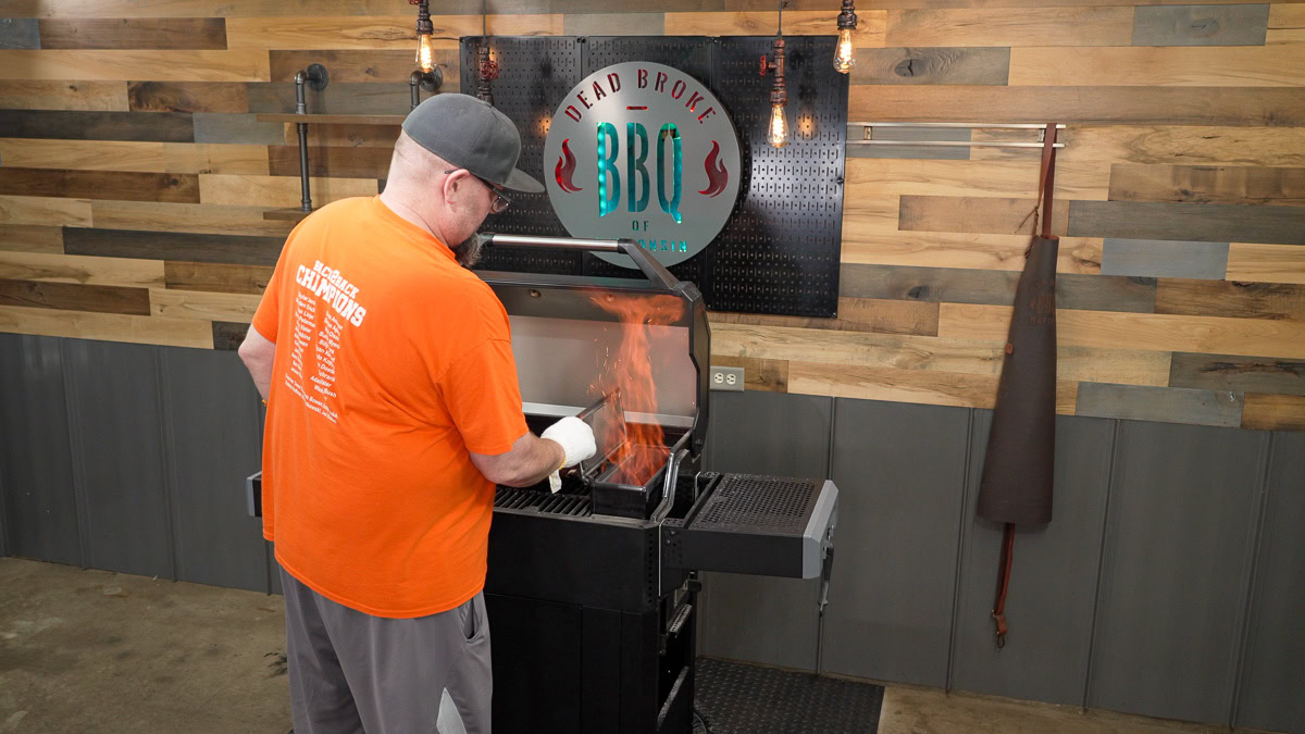 Masterbuilt AutoIgnite 545 Digital Charcoal Grill Review