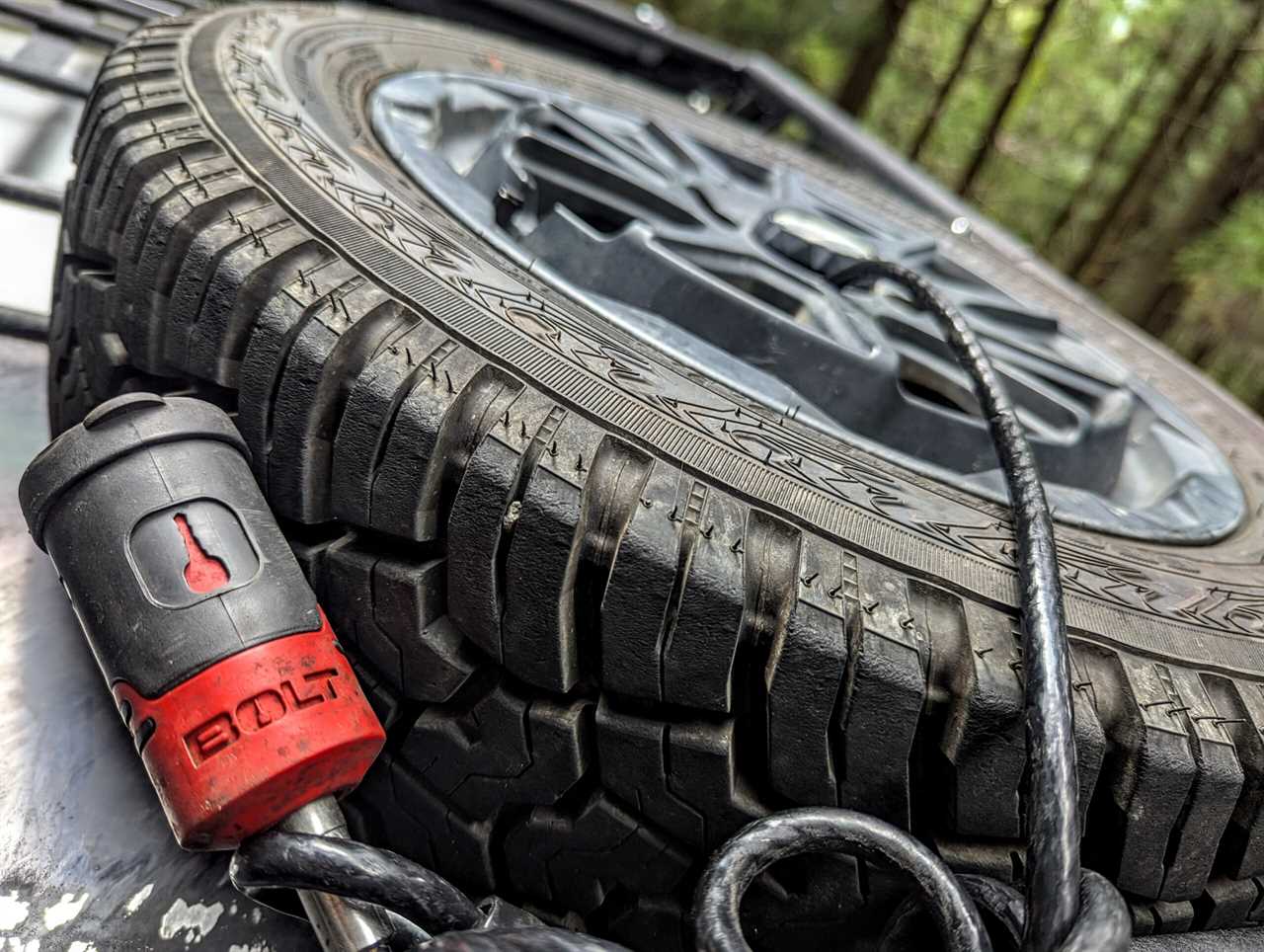 Operation Daihatsu Deck Van: A Diff Lock, Brush Guard, Winch & More