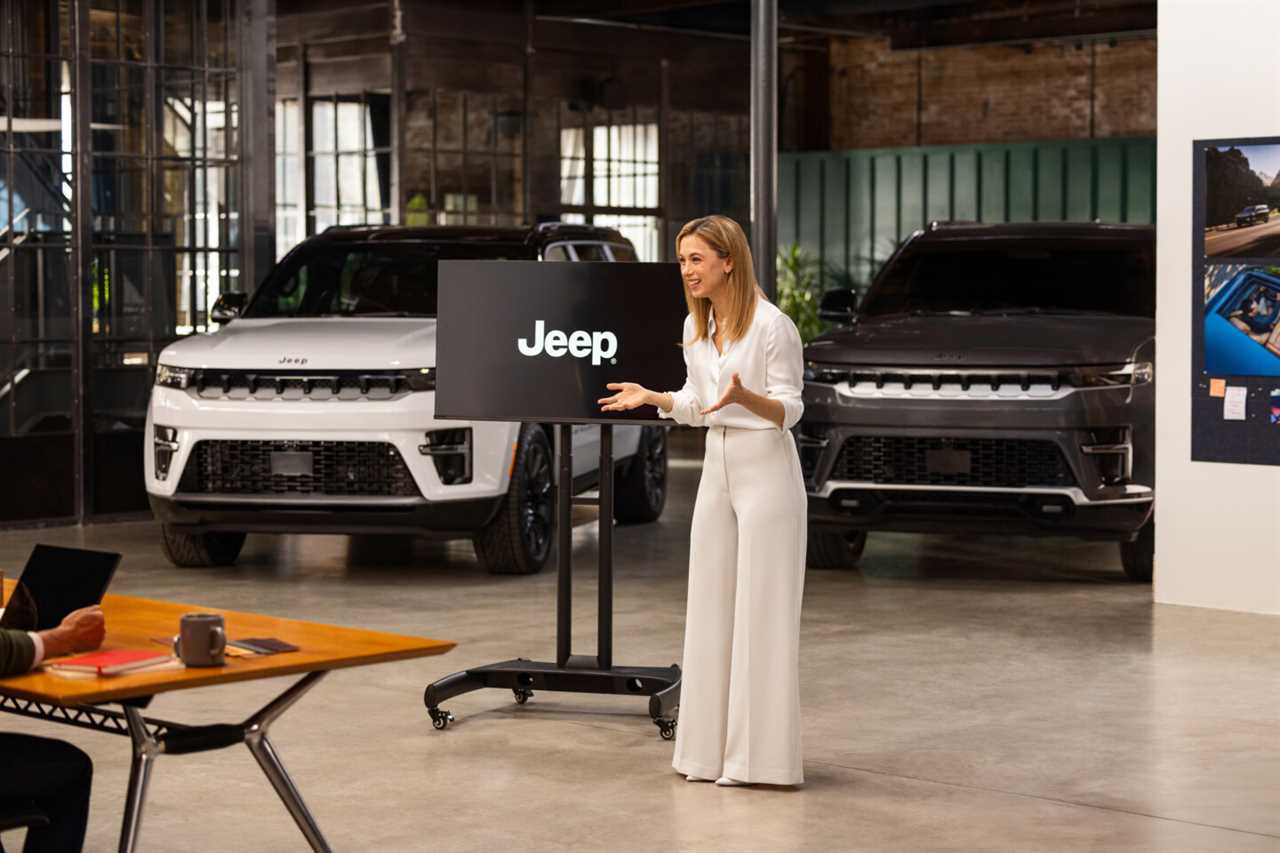 Iliza Shlesinger Gets Dirty (Sort Of) In A 2026 Jeep Grand Wagoneer