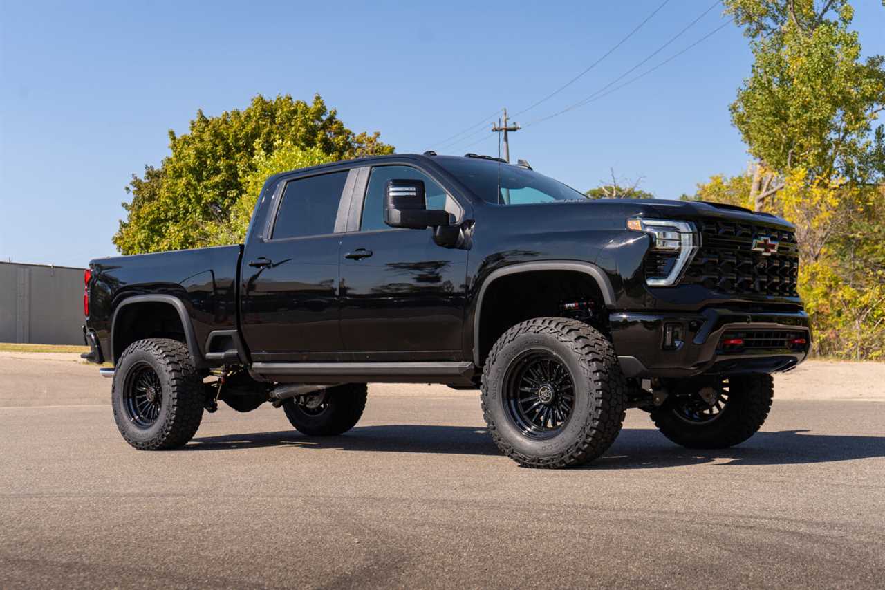 This Lifted 2025 Chevy Silverado ZR2 Is The Ultimate HD Trail Rig