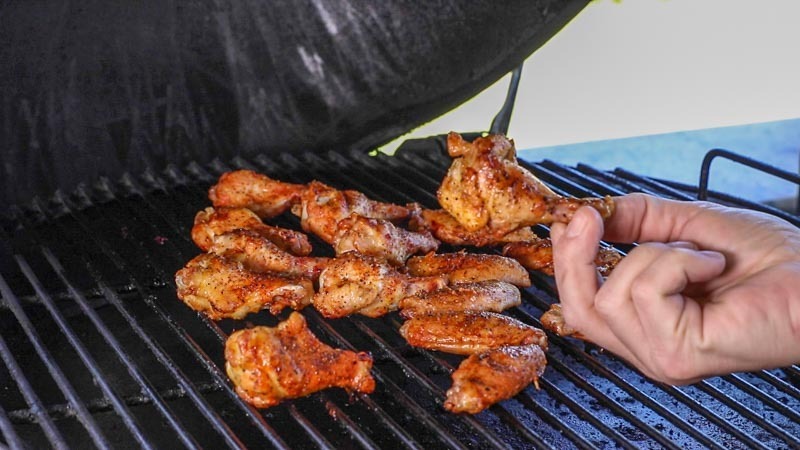 Crispy Big Green Egg Chicken Wings