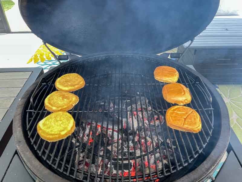 Big Green Egg Cheeseburgers