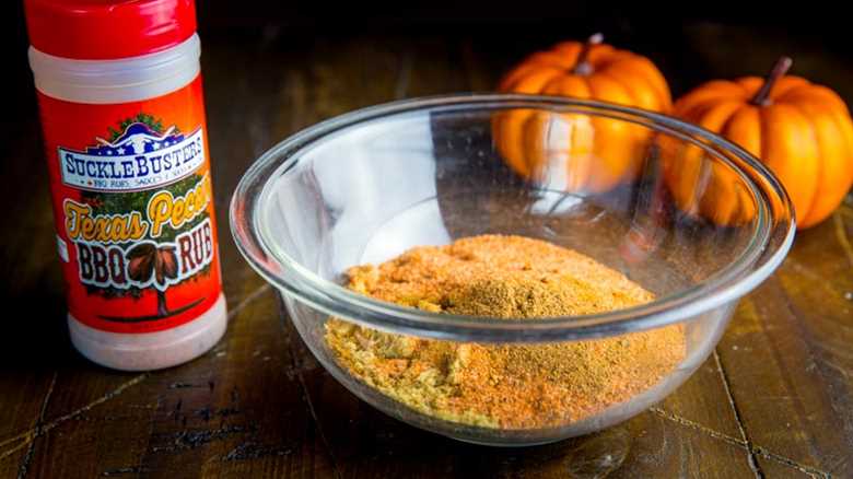 Big Green Egg Smoked Spiral Ham