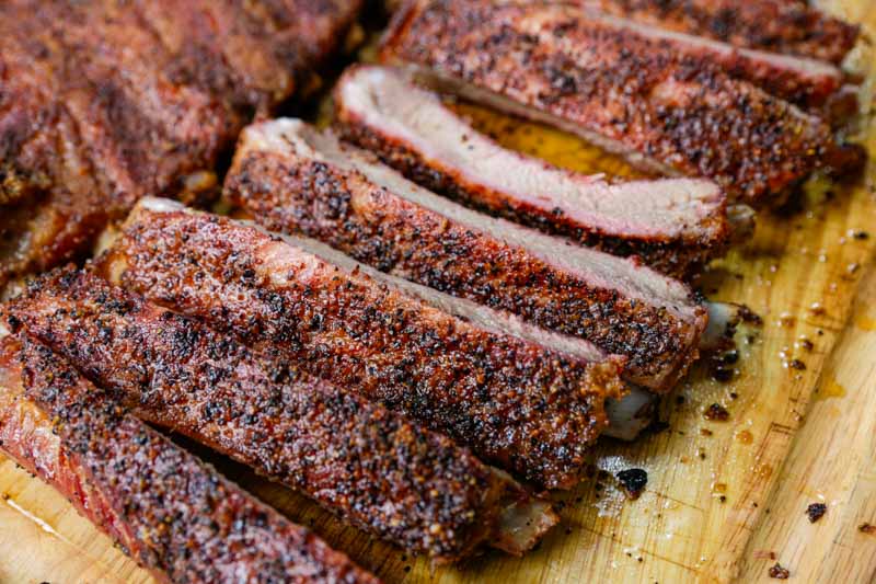 How to Cook Hot and Fast Spare Ribs on the Big Green Egg