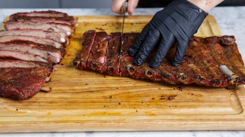 How to Cook Hot and Fast Spare Ribs on the Big Green Egg