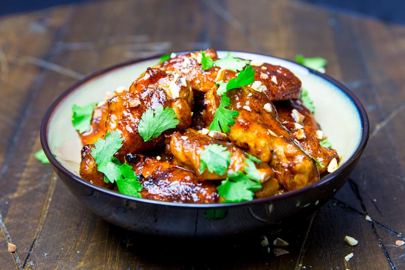 Honey Sriracha Chicken Wings