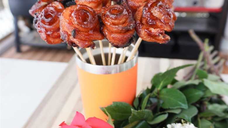 Grilled Bacon Roses