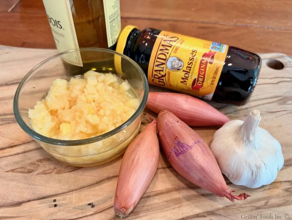 Molasses and Pineapple Ham Glaze Ingredients