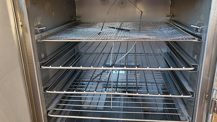 Smokin Tex Pro 1400 interior view