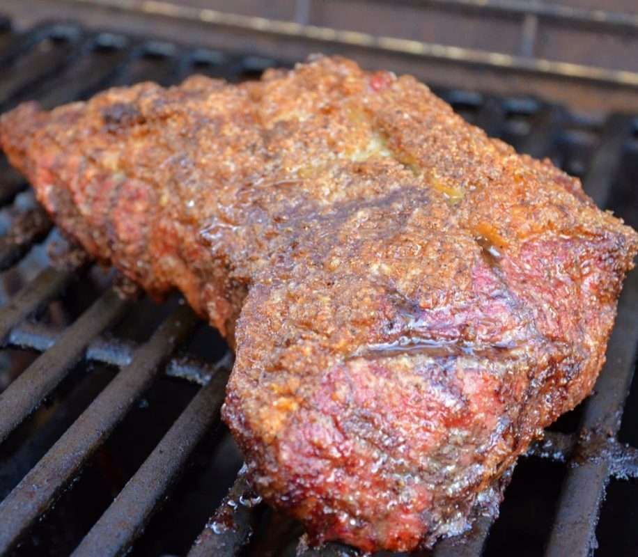 tri tip roast on grill 1