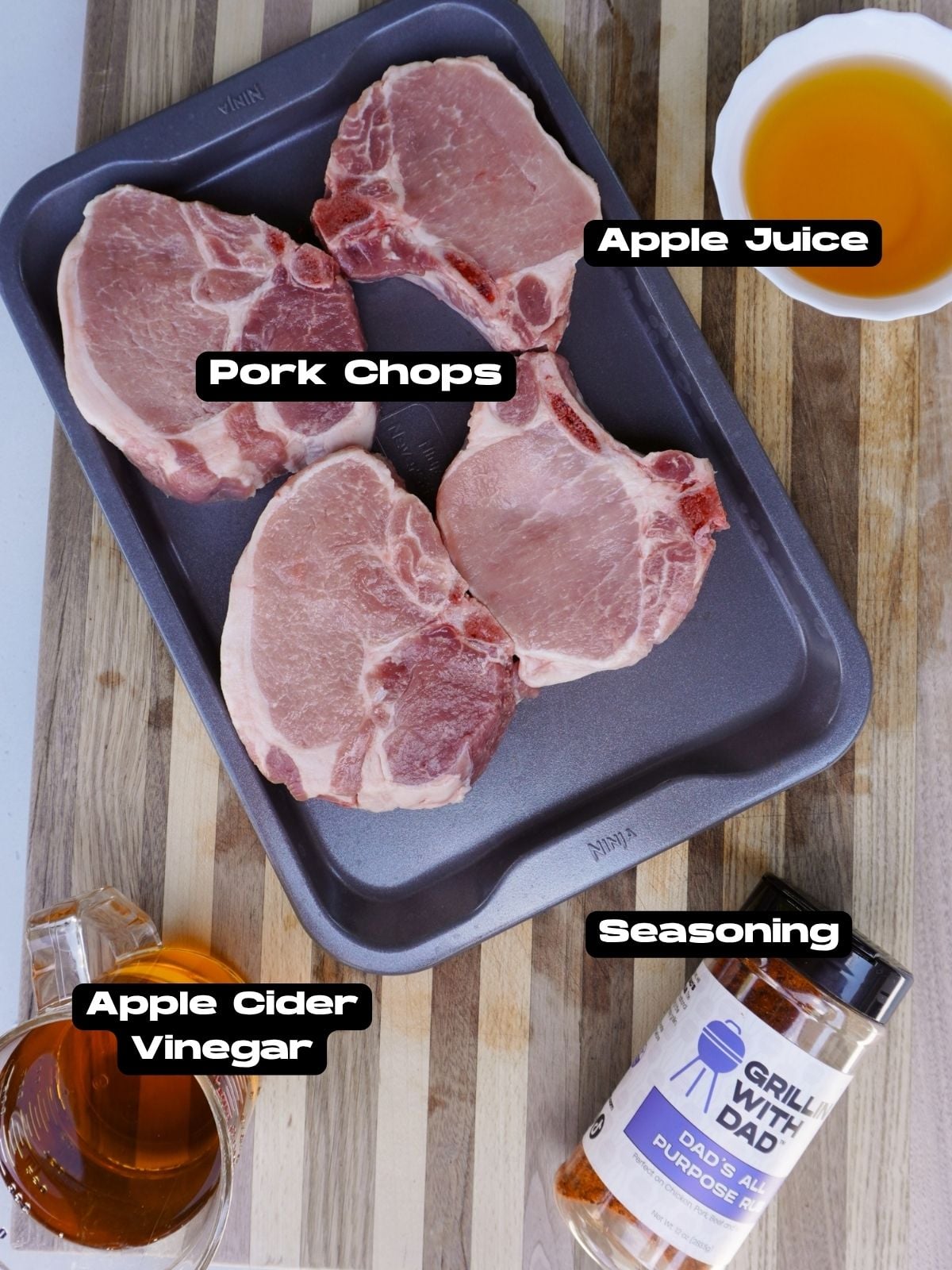 Easy Grilled Pork Chops ingredients.