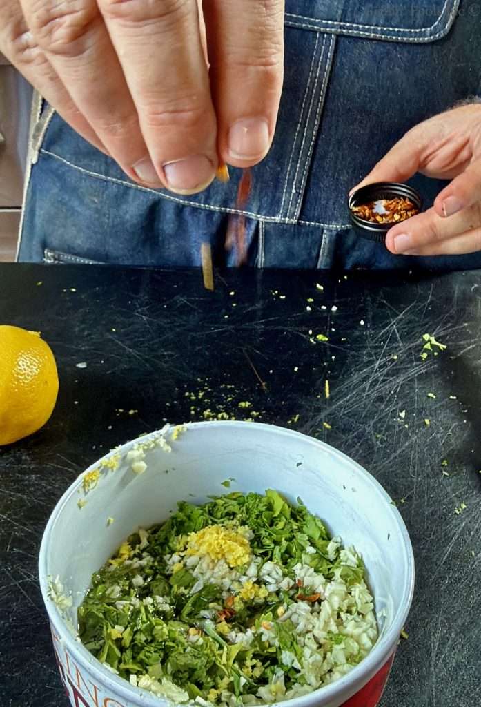 Adding red pepper flake to chimichurri