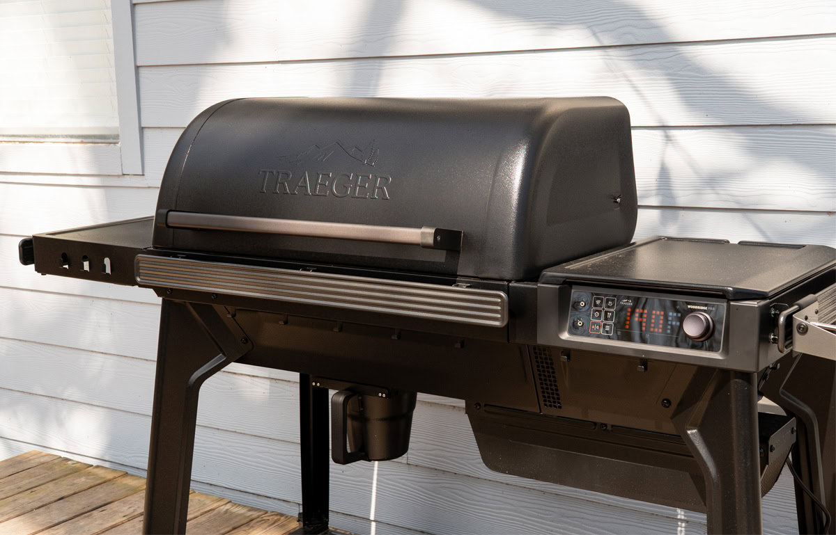 Traeger Woodridge Pro
