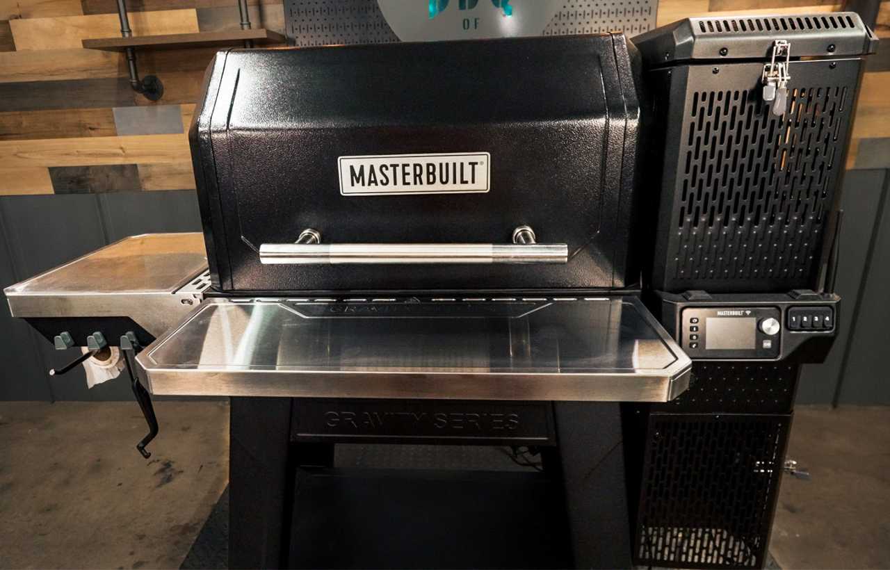 Masterbuilt Gravity Series XT Charcoal Grill and Smoker